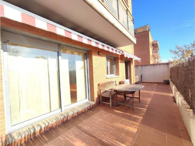Piso en venta en calle Dels Paperers, Sant Sadurní d´Anoia, de 88 m² 4 habitaciones por 330.000