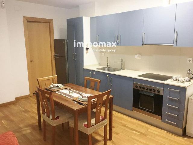 Piso en venta en calle Dels Petons, Barcelona, de 46 m² 2 habitaciones por 220.000