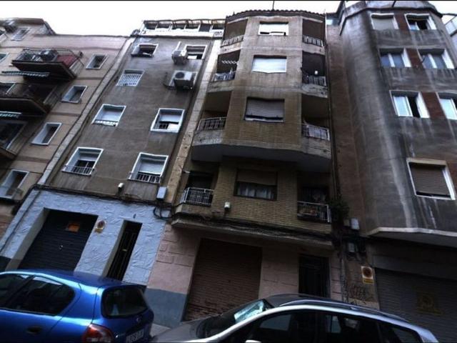 Piso en venta en calle Dels Pins, Hospitalet de Llobregat, L´, de 37 m² 1 habitación por 49.000