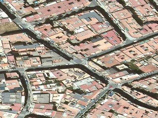 Piso en venta en calle Dels Pirineus, Santa Coloma de Gramanet, de 68 m² 2 habitaciones por 160.000