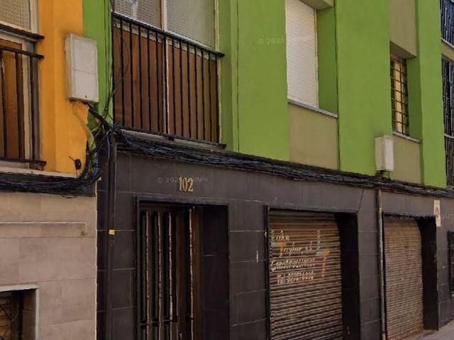 Piso en venta en calle Dels Pirineus, Santa Coloma de Gramanet, de 64 m² 2 habitaciones por 116.000
