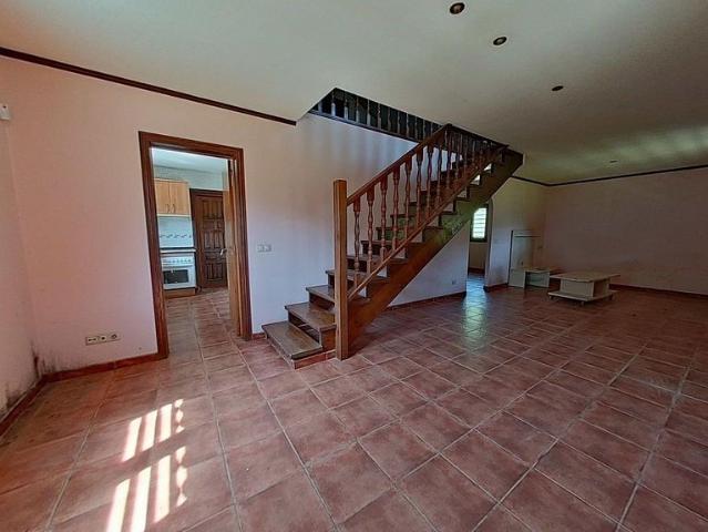 Piso en venta en calle Dels Rosers, Castellcir, de 137 m² 3 habitaciones por 152.070
