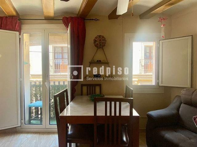 Piso en venta en calle Dels Tallers, Barcelona, de 57 m² 2 habitaciones por 270.000
