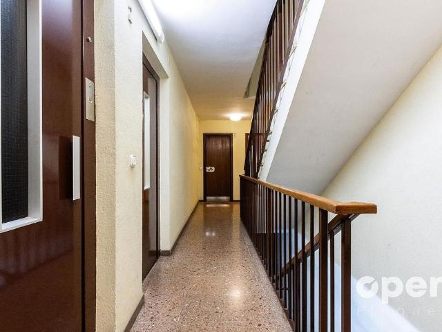Piso en venta en calle D'emili Badiella, Terrassa, de 117 m² 4 habitaciones por 310.000
