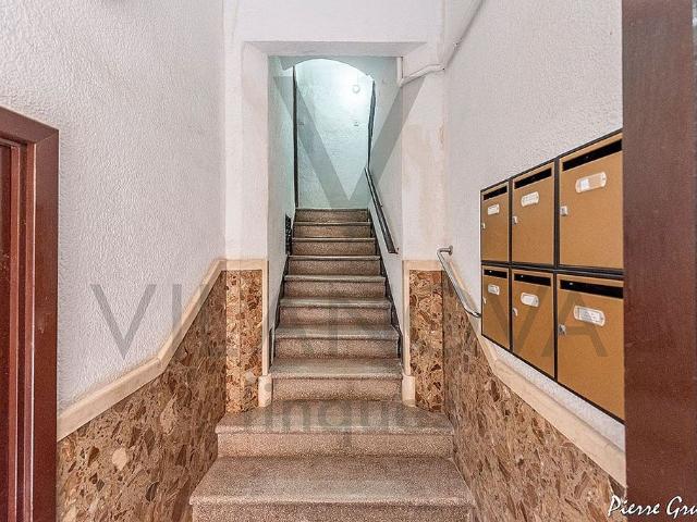 Piso en venta en calle D'en Granada, Tarragona, de 165 m² 6 habitaciones por 210.000