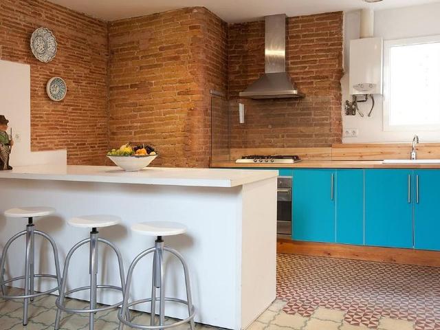 Piso en venta en calle D'en Roca, Barcelona, de 73 m² 2 habitaciones por 320.000