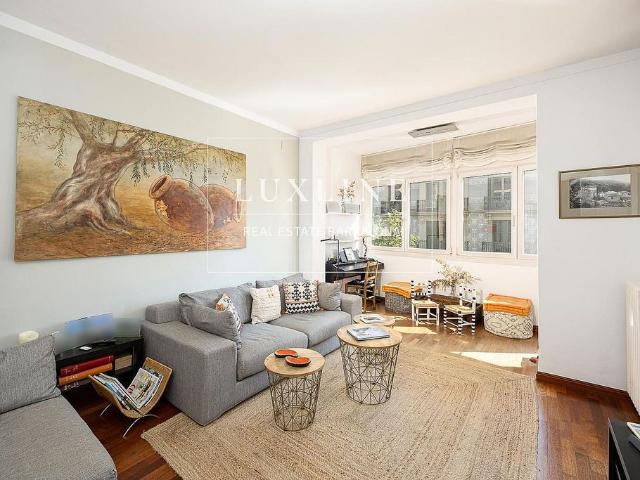 Piso en venta en calle D'enric Granados, Barcelona, de 90 m² 3 habitaciones por 775.000