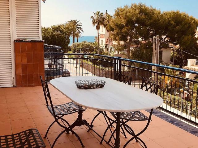 Piso en venta en calle D'enric Morera, Sitges, de 52 m² 2 habitaciones por 650.000