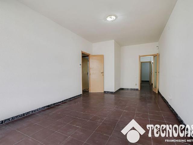 Piso en venta en calle D'entença, Barcelona, de 100 m² 4 habitaciones por 460.000