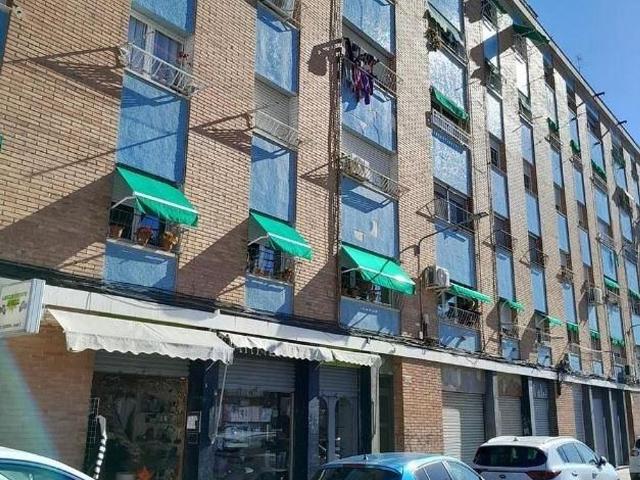 Piso en venta en calle D'europa, Terrassa, de 68 m² 2 habitaciones por 89.000