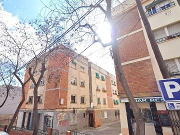 Piso en venta en calle D'hedilla, Barcelona, de 38 m² 1 habitación por 173.300