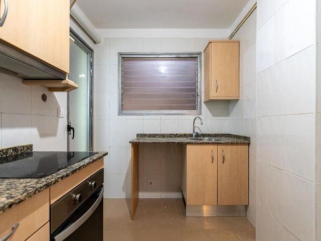 Piso en venta en calle D'higini Angles, Tarragona, de 101 m² 4 habitaciones por 251.500