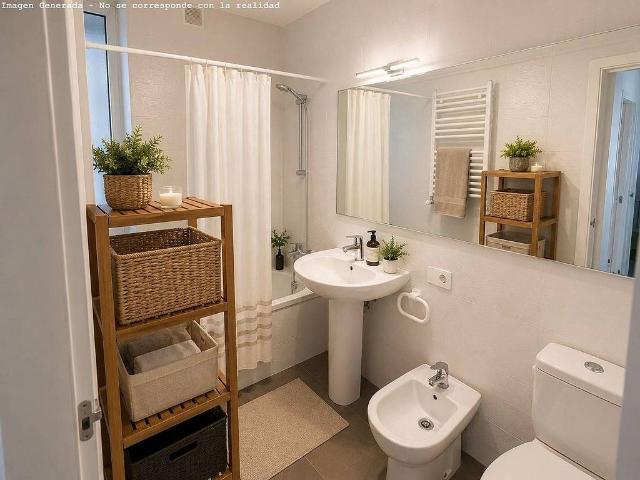Piso en venta en calle Diagonal, Cerdanyola del Vallès, de 71 m² 4 habitaciones por 270.000