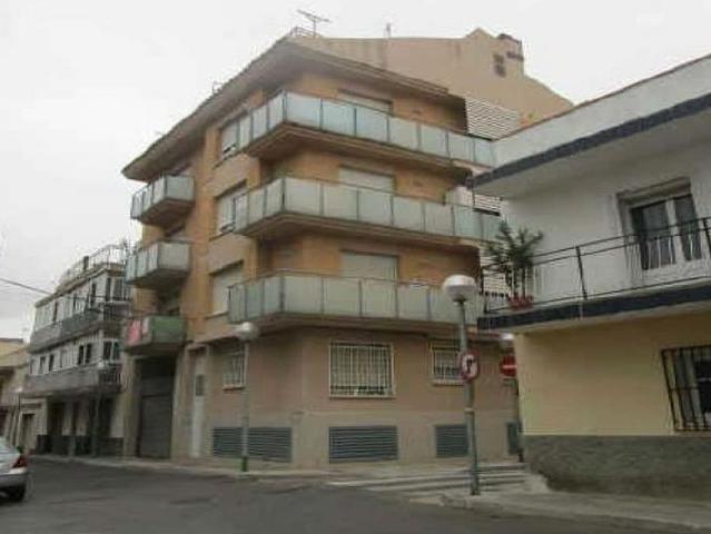 Piso en venta en calle Dinou, Tarragona, de 107 m² 3 habitaciones por 103.500