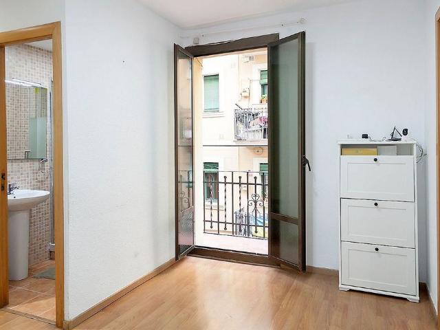 Piso en venta en calle Doctor Gine I Partagas, Barcelona, de 30 m² 1 habitación por 190.000