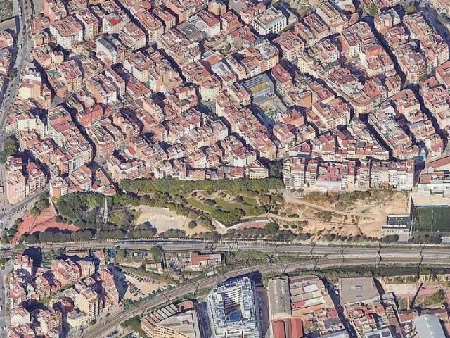 Piso en venta en calle Doctor Gregorio Marañón, Hospitalet de Llobregat, L´, de 61 m² 2 habitaciones por 103.000