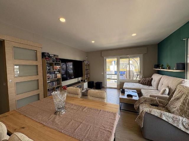 Piso en venta en calle Dr Pigem, Salou, de 70 m² 2 habitaciones por 210.000