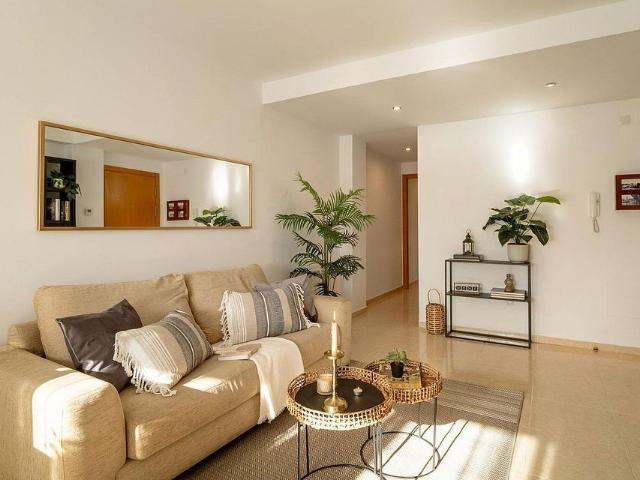 Piso en venta en calle Eusebi Mercadé, Pobla de Montornès, la, de 63 m² 3 habitaciones por 175.000