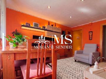 Piso en venta en calle Europa, Terrassa, de 66 m² 3 habitaciones por 165.800