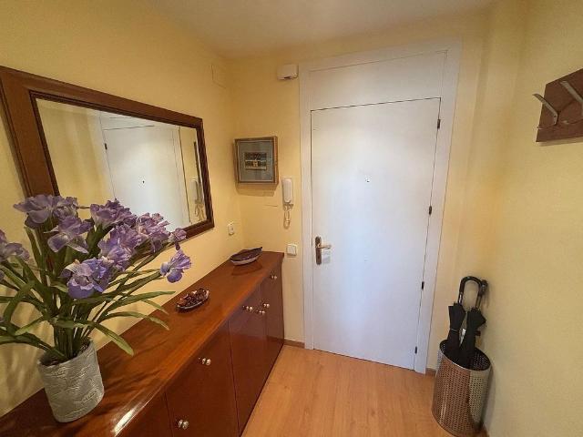 Piso en venta en calle Eivissa, Torroella de Montgrí, de 110 m² 2 habitaciones por 330.000