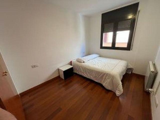 Piso en venta en calle Eix Onze de Setembre, Vic, de 68 m² 2 habitaciones por 235.000
