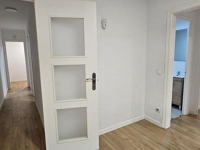 Piso en venta en calle El Rieral, Pineda de Mar, de 65 m² 3 habitaciones por 139.000