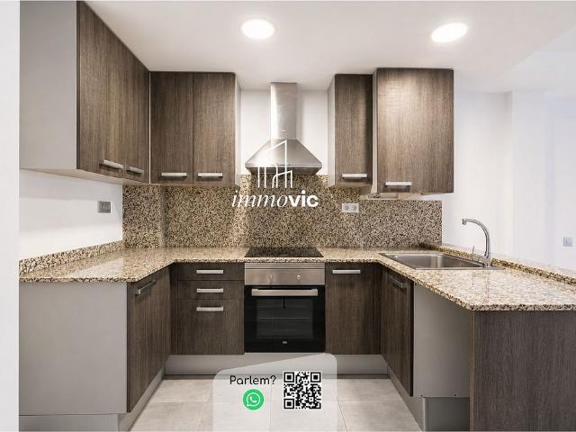 Piso en venta en calle en Pau Casals, Roda de Ter, de 60 m² 2 habitaciones por 124.900