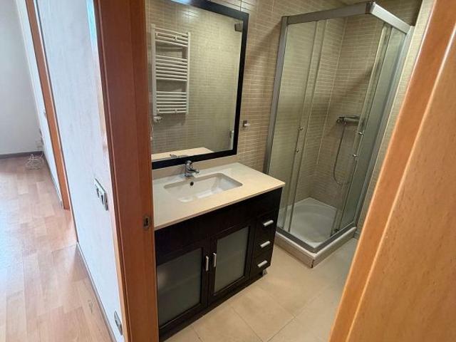 Piso en venta en calle Enric Granados, Barcelona, de 49 m² 2 habitaciones por 418.000