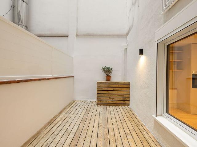 Piso en venta en calle Entença, Barcelona, de 49 m² 1 habitación por 395.000