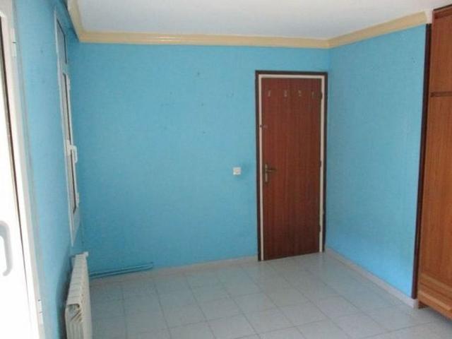 Piso en venta en calle Esteve Brunell, Sant Celoni, de 78 m² 3 habitaciones por 76.000