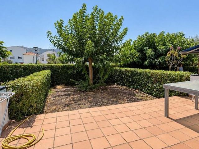 Piso en venta en calle Fages de Climent, Llançà, de 72 m² 3 habitaciones por 350.000