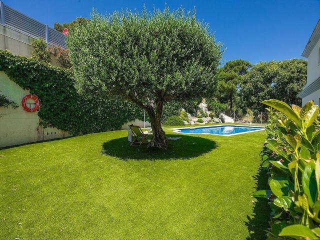 Piso en venta en calle Fané, Llançà, de 197 m² 2 habitaciones por 345.000