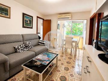 Piso en venta en calle Favència, Barcelona, de 40 m² 2 habitaciones por 140.000