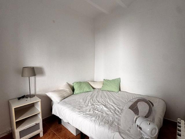 Piso en venta en calle Felicia Fuster Viladecans, Barcelona, de 34 m² 2 habitaciones por 193.000