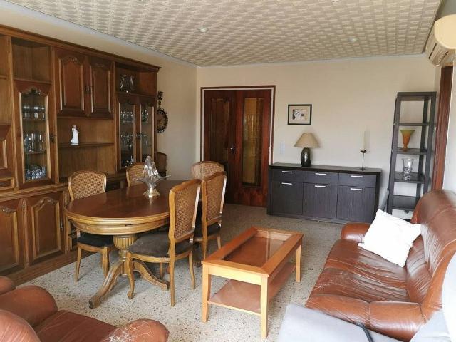 Piso en venta en calle, Figueres, de 84 m² 3 habitaciones por 150.600
