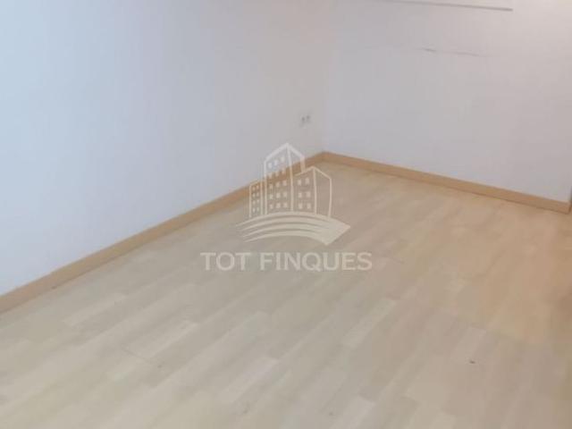 Piso en venta en calle Flavia, Valls, de 58 m² 2 habitaciones por 59.000