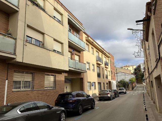Piso en venta en calle Folch i Torres, Piera, de 78 m² 2 habitaciones por 120.000