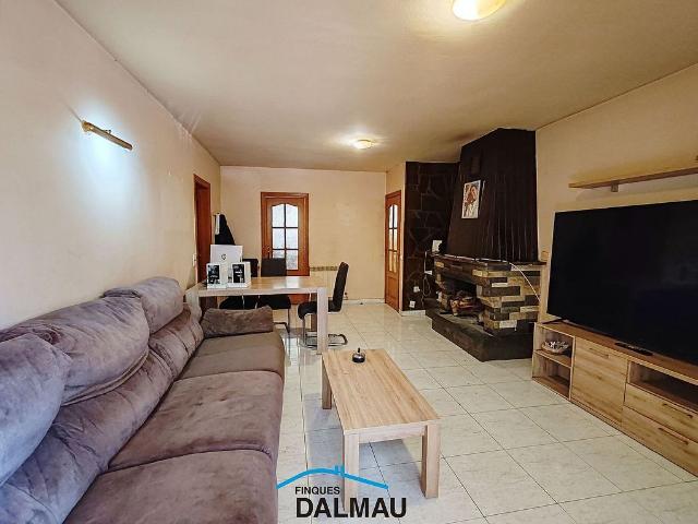 Piso en venta en calle Font Dels Capellans, Manresa, de 110 m² 4 habitaciones por 175.000
