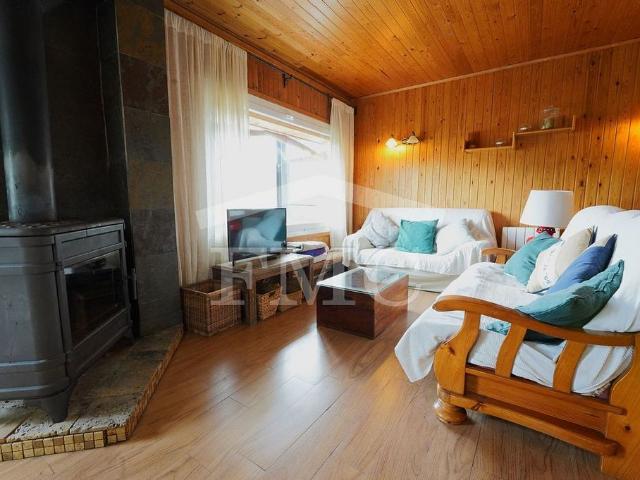 Piso en venta en calle Font Dels Recons, Alp, de 85 m² 3 habitaciones por 275.000