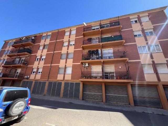 Piso en venta en calle Francesc Casajoana, Calaf, de 84 m² 4 habitaciones por 90.000