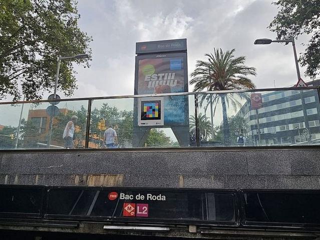 Piso en venta en calle Guipuzca, Barcelona, de 91 m² 4 habitaciones por 419.000