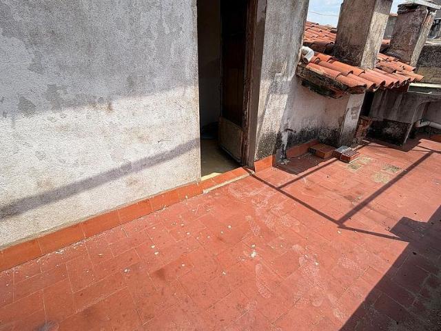 Piso en venta en calle Gurb, Sant Hilari Sacalm, de 65 m² 3 habitaciones por 63.000