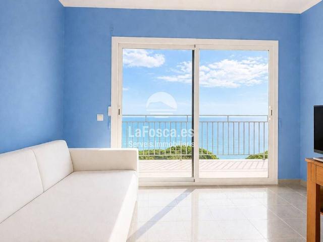 Piso en venta en calle Garbí, Palamós, de 52 m² 2 habitaciones por 510.000
