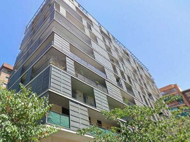 Piso en venta en calle Gelida, Barcelona, de 84 m² 1 habitación por 370.000