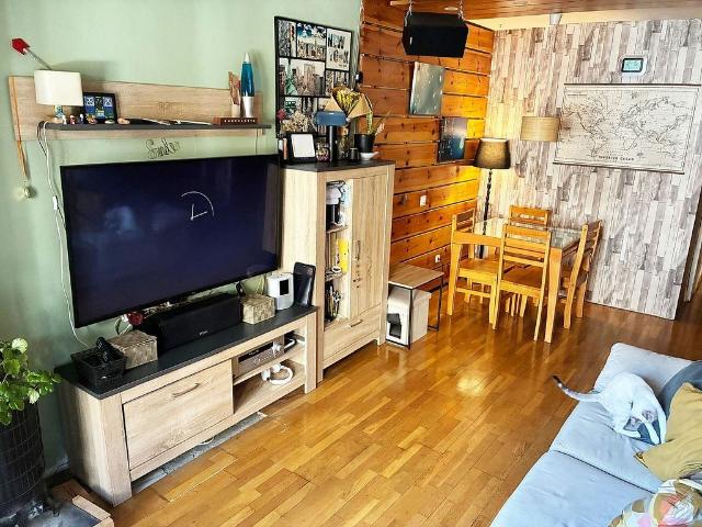Piso en venta en calle Generalitat de Catalunya, Sort, de 64 m² 2 habitaciones por 155.000