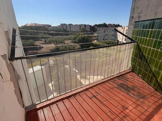 Piso en venta en calle Genessies de, Vandellòs i l'Hospitalet de l'Infant, de 76 m² 3 habitaciones por 130.000