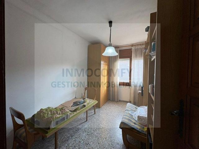 Piso en venta en calle Germans Ferrer, Bisbal d´Empordà, La, de 142 m² 4 habitaciones por 187.000