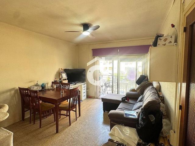 Piso en venta en calle Germans Marti, Martorell, de 66 m² 3 habitaciones por 160.000