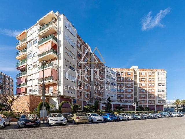 Piso en venta en calle Gran Canària, Tarragona, de 90 m² 3 habitaciones por 145.900