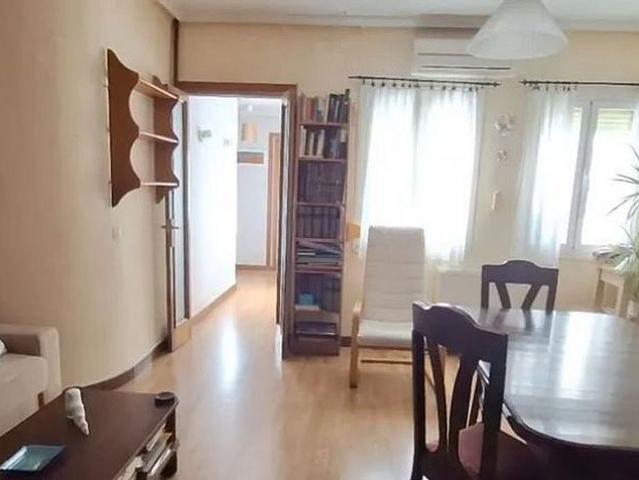 Piso en venta en calle Gran de Gràcia, Barcelona, de 55 m² 2 habitaciones por 380.000